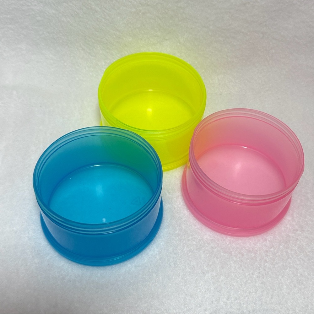 Colorful Stackable Containers - Picture 3 of 3
